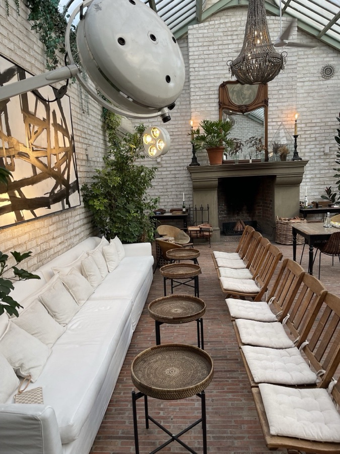 Akademie Street Boutique Hotel