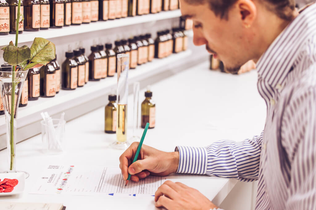 Galimard Studio des Fragrances: perfume-creation workshop (3)
